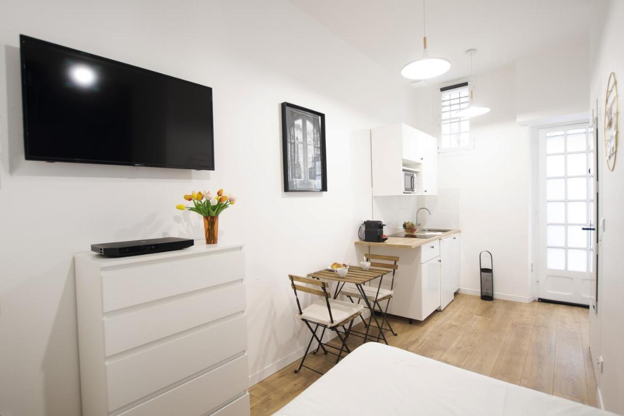 Great Studio Near The Eiffel Tower Paris Ngoại thất bức ảnh